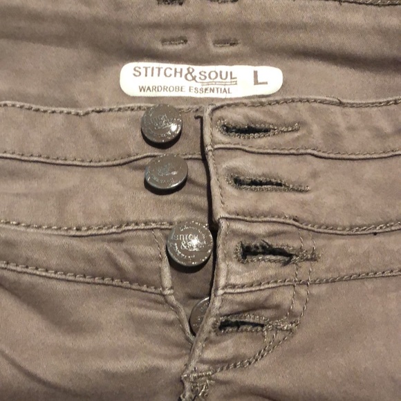 Stitch & Soul Button Fly Jeans - Picture 5 of 7